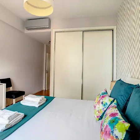 Alameda By Lovelystay Apartment