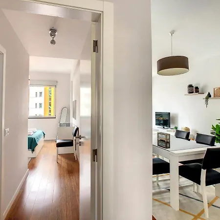Alameda By Lovelystay Apartamento *