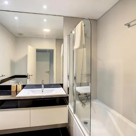 Alameda By Lovelystay Lägenhet